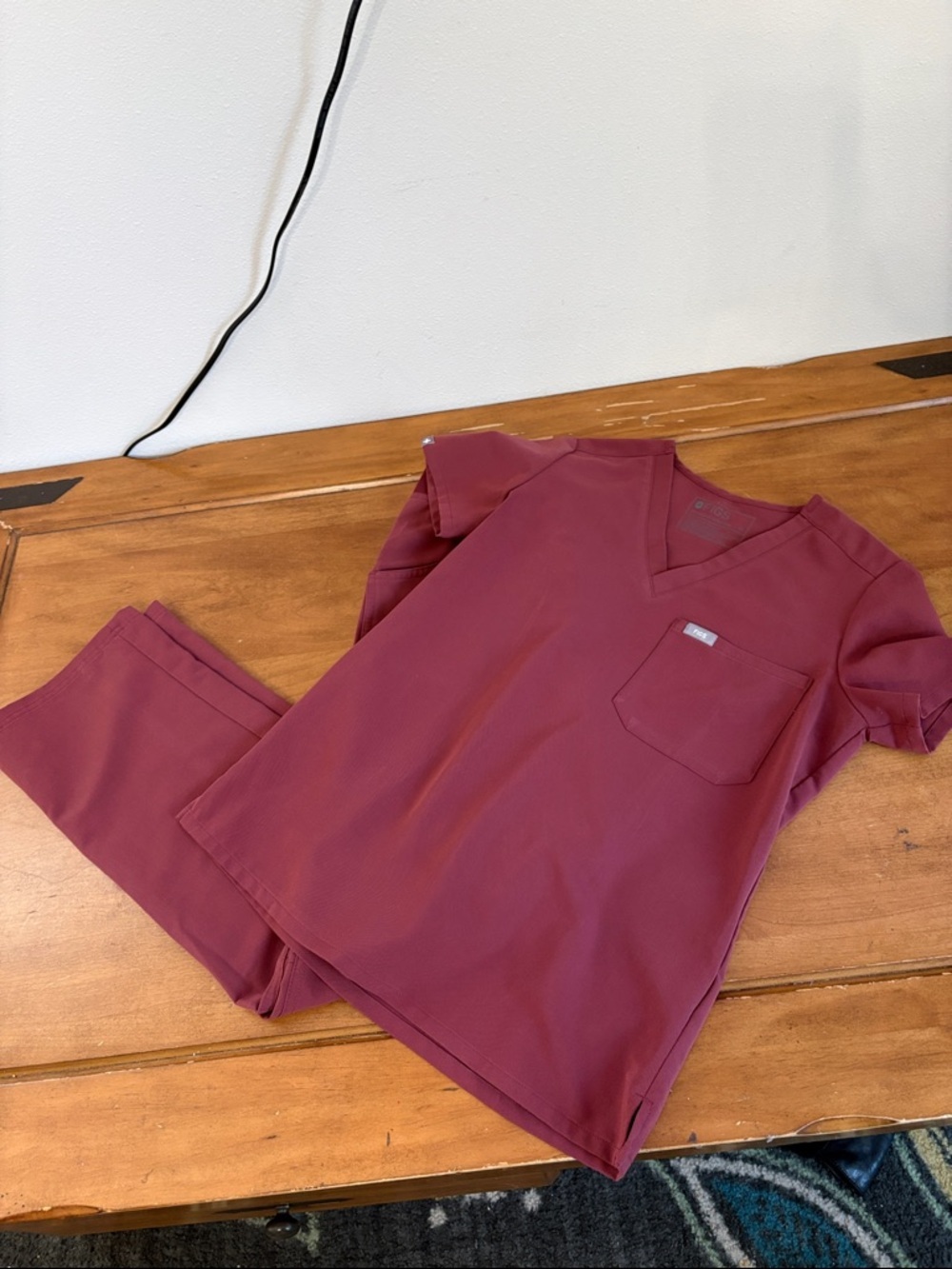 Figs Technical Collection Scrub Set Top in Mauve Top Size XS Bottoms S